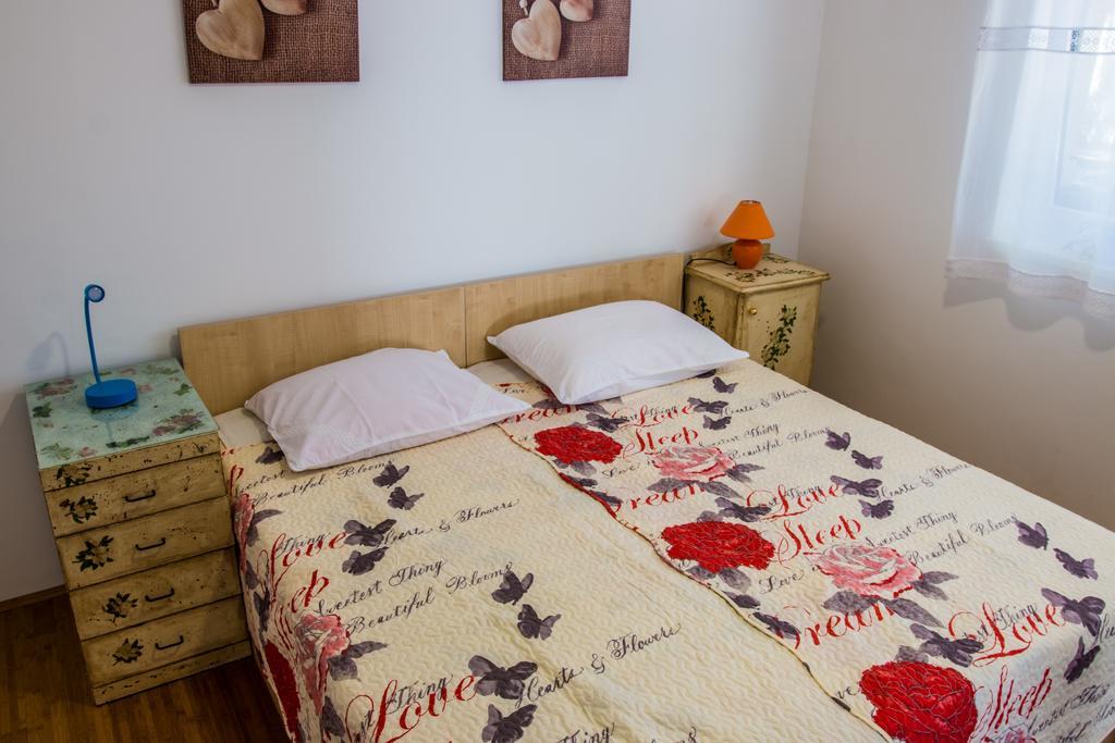 Apartments Seka Novi Vinodolski Zewnętrze zdjęcie